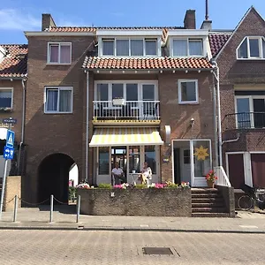 https://hotel-noordzee.zandvoort-hotels.com